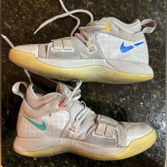 Nike Kyrie PlayStation shoes - Picture 3 of 6